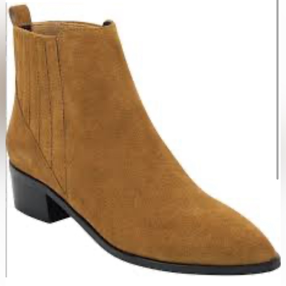 Marc Fischer Yolli western ankle boots in camel brown